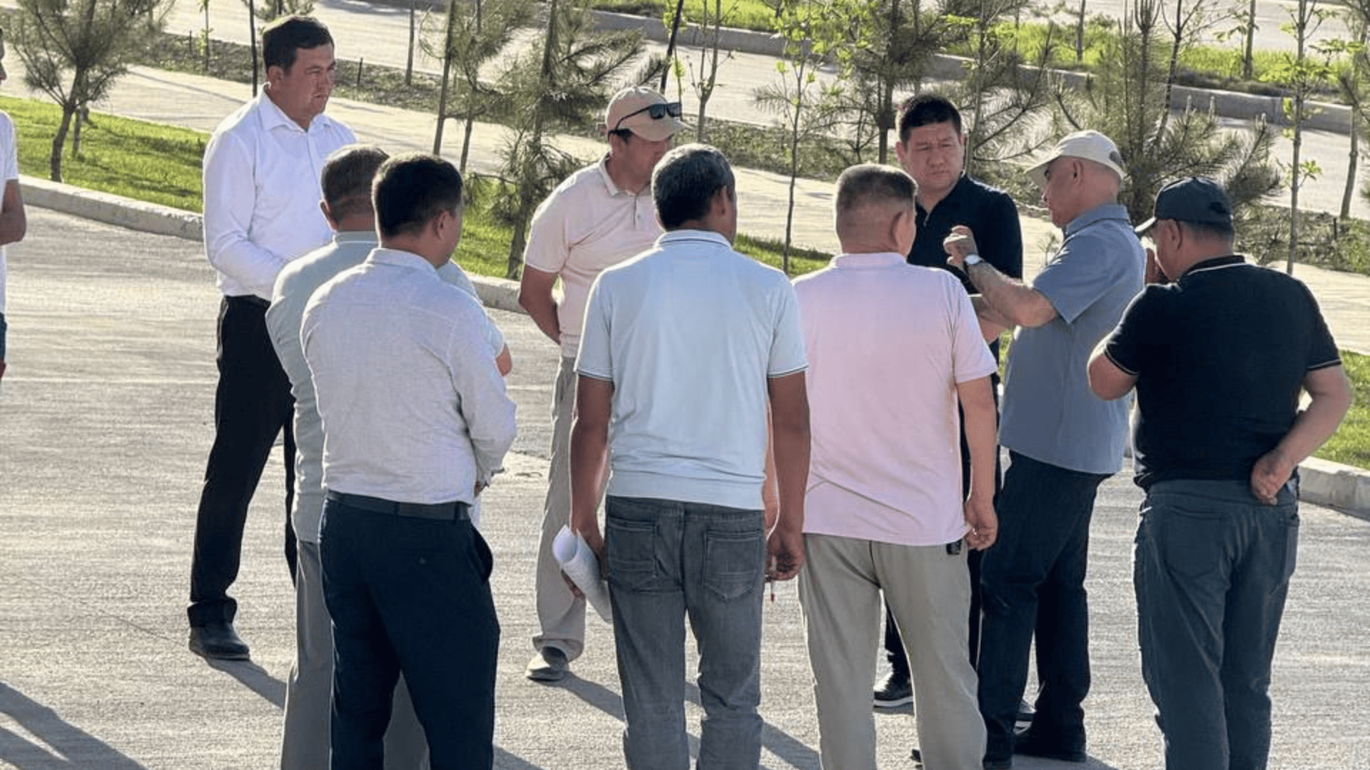 Toshkent viloyati hokimi Zoir Toirovich Erect qurilish kompaniyasiga tashirifi !